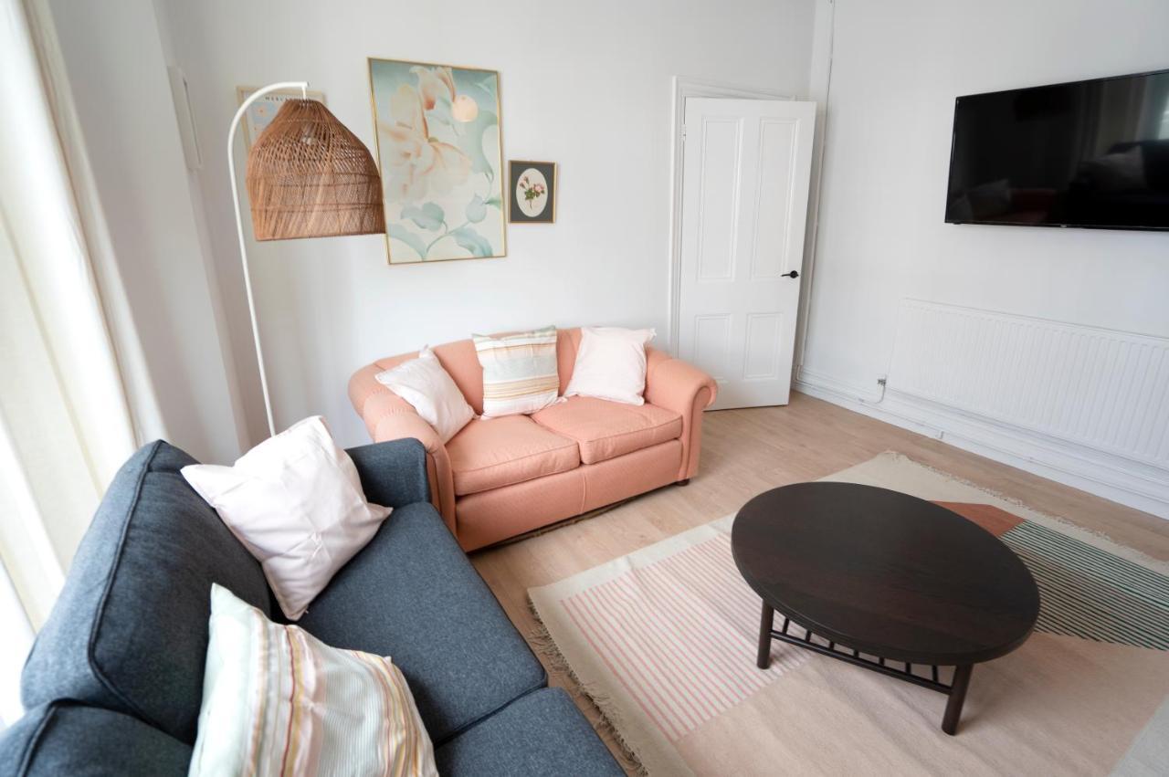 Beautiful Family Home In The Heart Of Swansea Ngoại thất bức ảnh